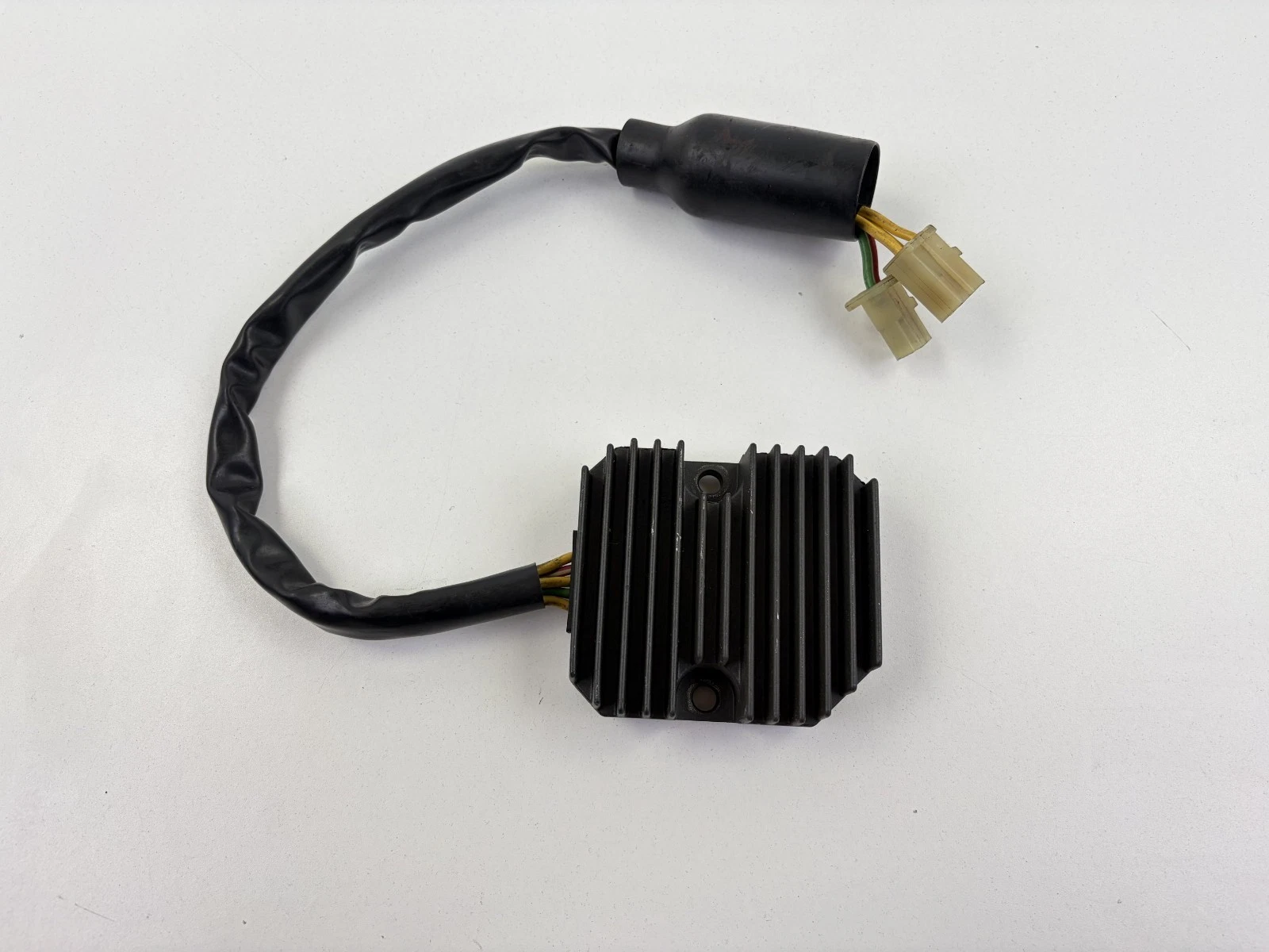 Honda | VT750 Black Widow | 12v 3 Phase Voltage Regulator | SH694-13 | 2001-2003