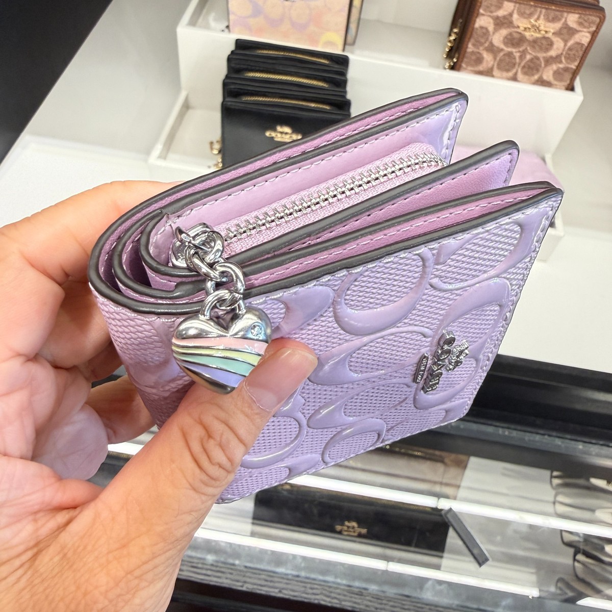 Coach Snap Wallet In Signature Leather With Heart Charm CDF21