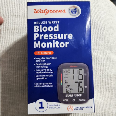 #ad #ad Walgreens Deluxe Wrist Blood Pressure Monitor 10 Features Open Box Tested $12.00
