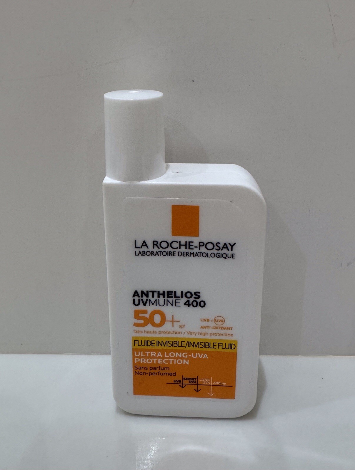 LA ROCHE-POSAY - Anthelios UVMune 400 Invisible Fluid. SPF50+. 50ml