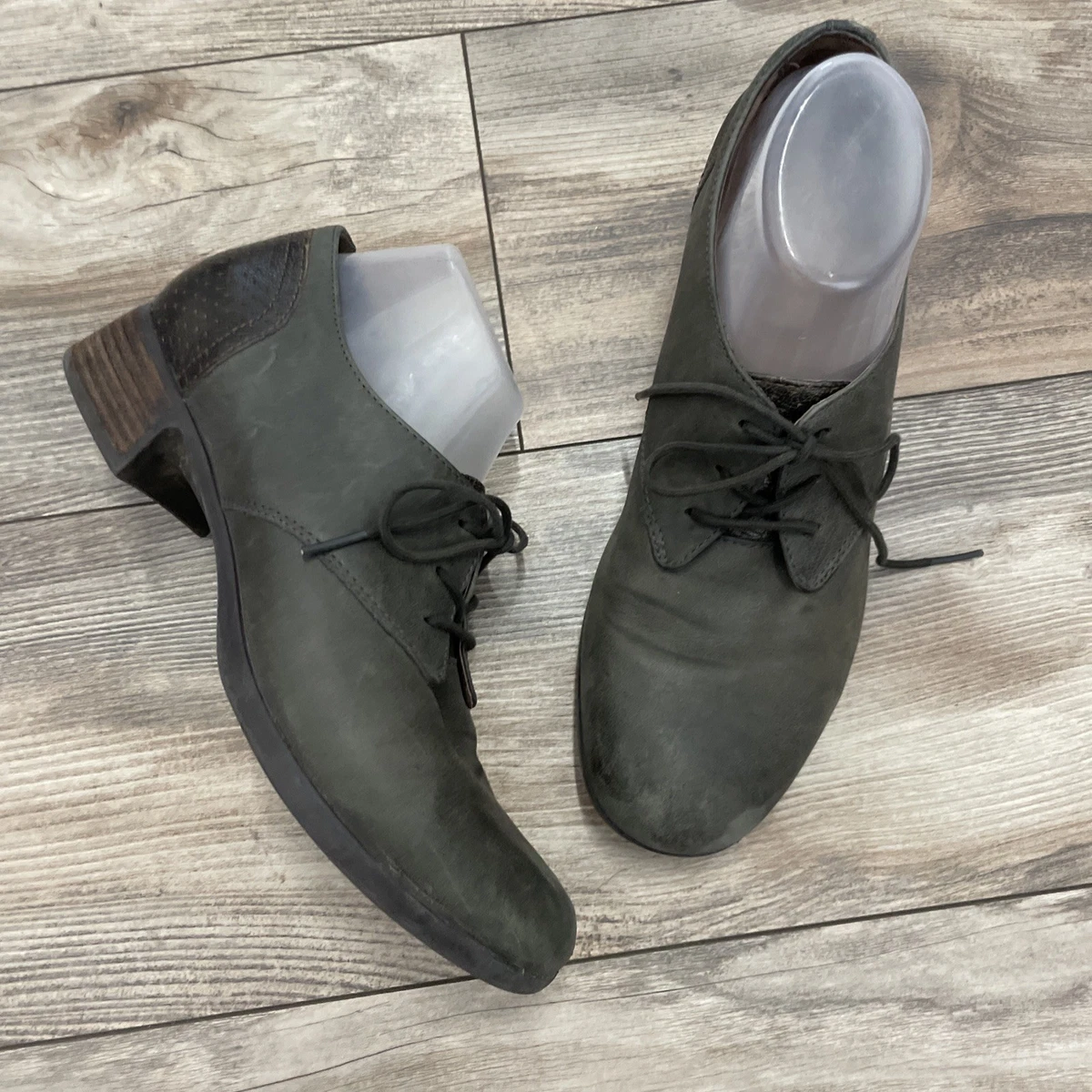 Walk-Over Suede Derby Oxford Shoe Navy Green Heritage Preppy Size 8.5 Some shoes do not need much explaining. Chelsea by Edward  main image 2