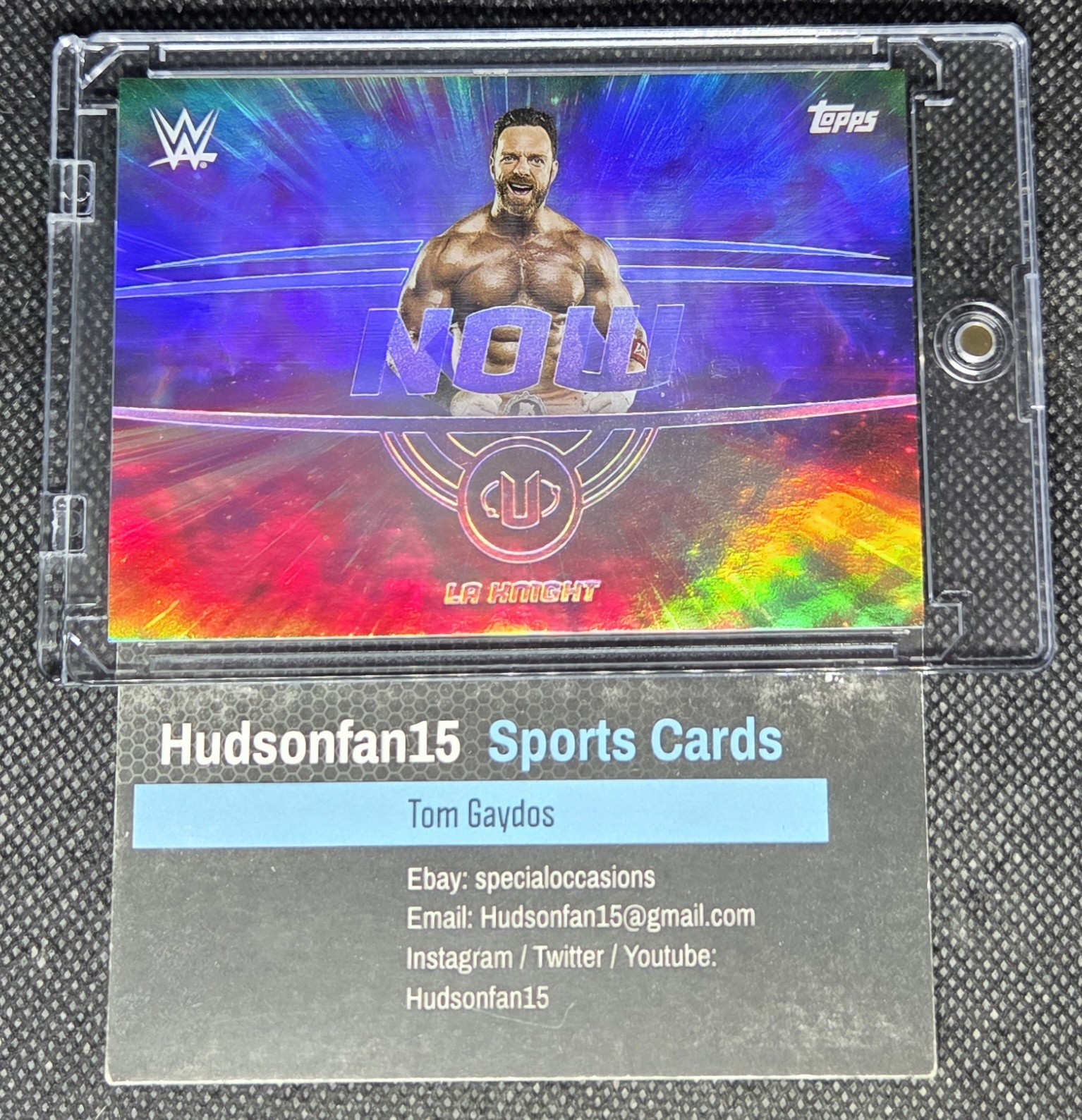 LA Knight 2025 Topps Universe WWE - WWE Now #WNO-1 SP Case Hit Smackdown