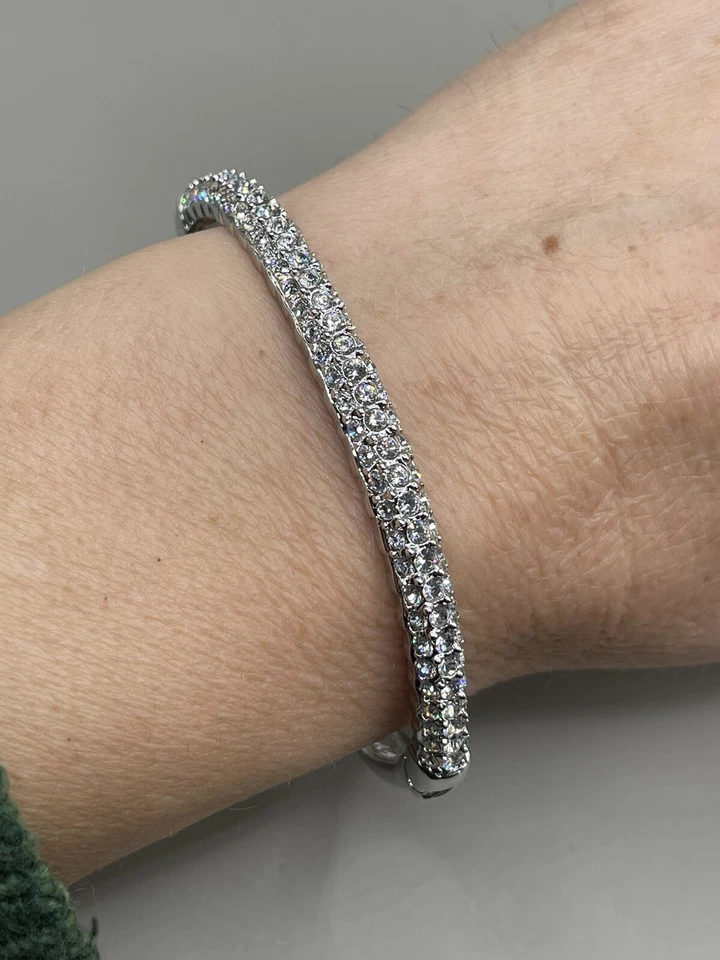 "Brazalete Brazalete Vintage NOLAN MILLER Tono Plata Pavé Cristales Bisagras 6.9"" Firmado" Foto 4 de 4