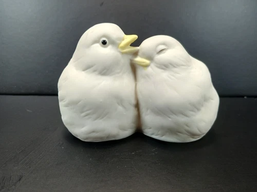 Vintage Department 56 'Snuggling Snowbirds' Figurine