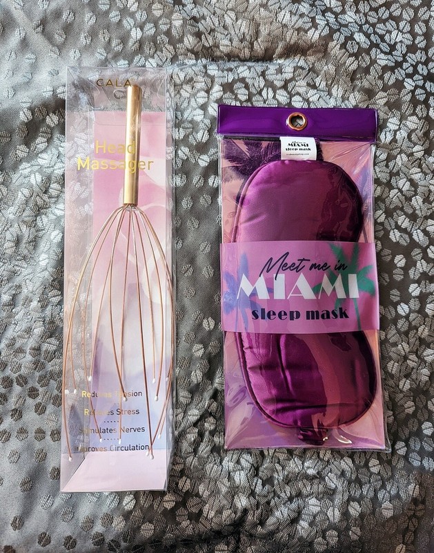 💥NEW lovely Plum colored SLEEP MASK, Soft and Comfortable + Head Massager!💥