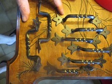 2) ancienne poignée de porte ou tiroir Coffre  en fer forgé torsadé