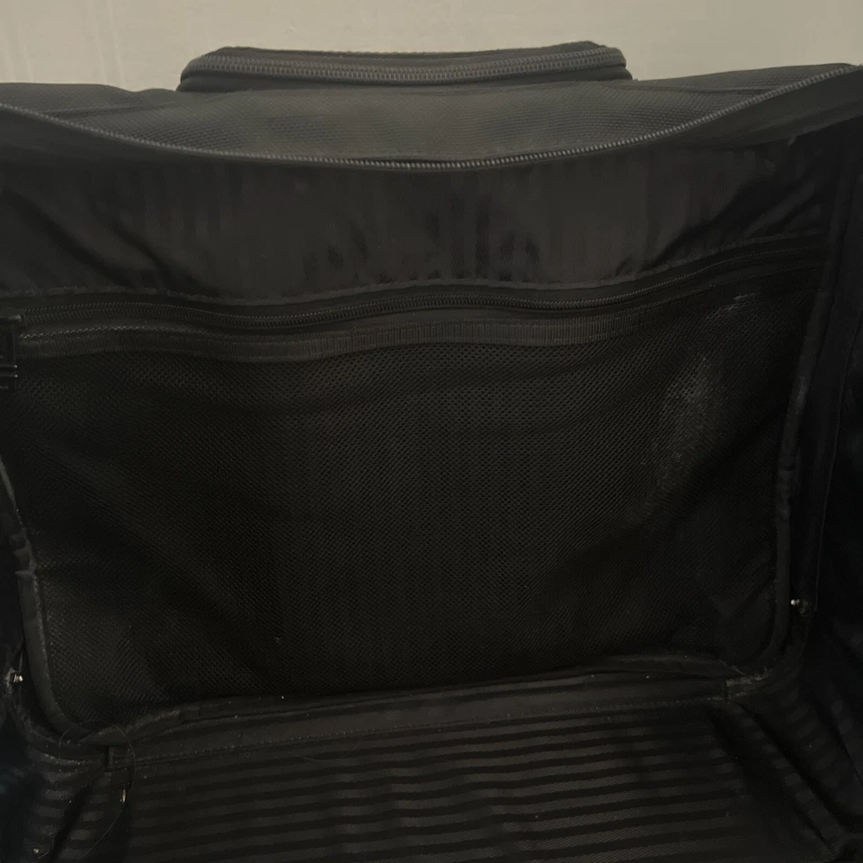 1990s TUMI 2221D3 Roll-a-Way Brief Bag Tote Carry On 2 Wheels Pop Up Handle - Image 3 of 4