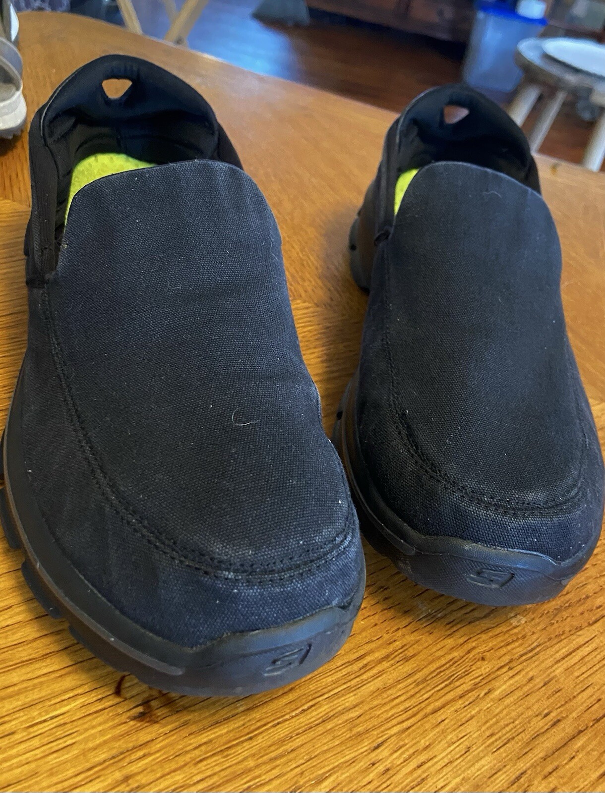 Skechers Men's Size 11 Go Walk Slip On Shoes Goga Pillars Black