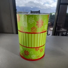 Harry And David Snowflake Christmas Nesting Boxes, 3 Round Compartments 