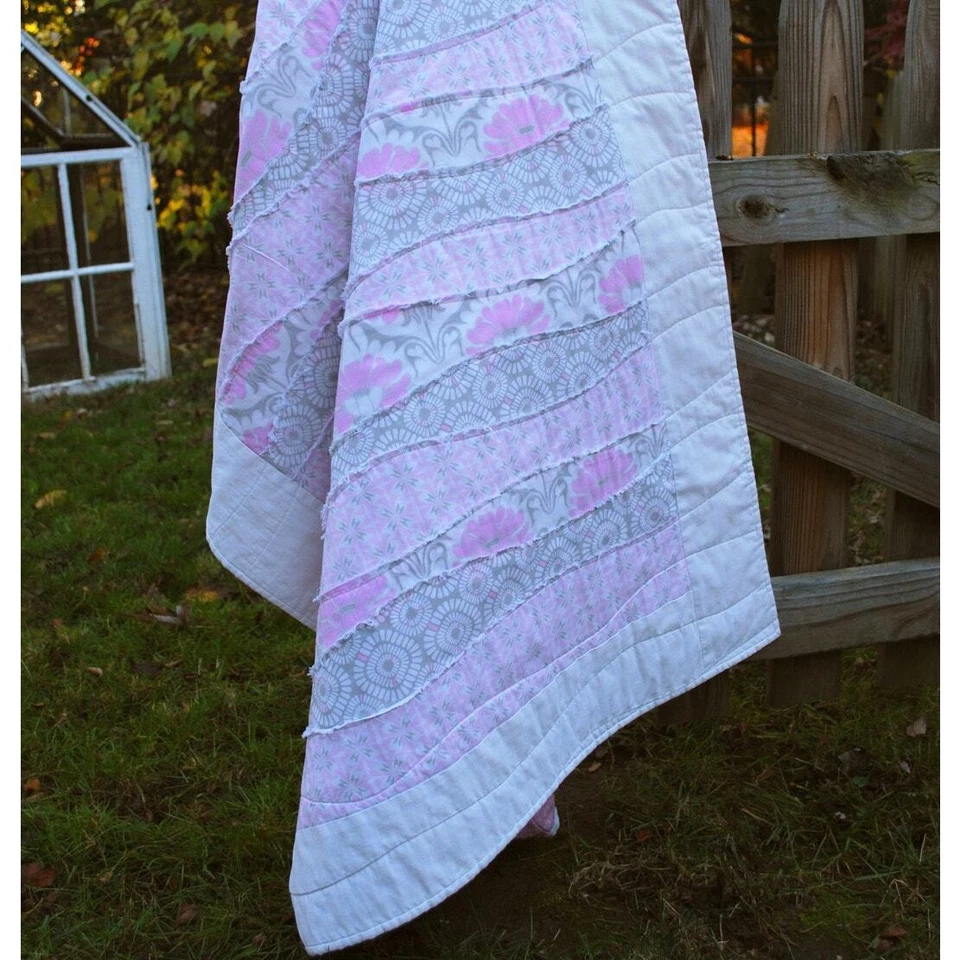 Handmade Baby Crib Lap Quilt Wavey Deconstructed Blanket - Image 4 of 4