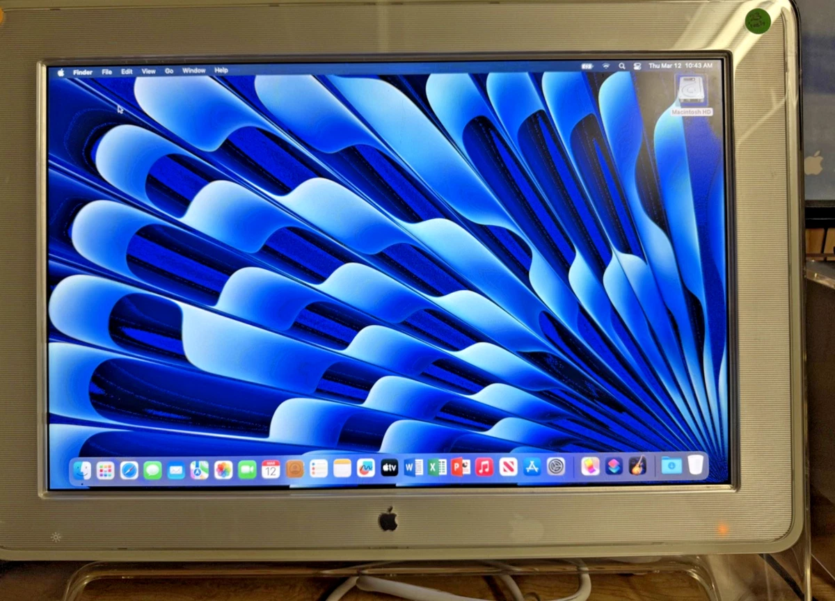 Apple Cinema 23-24.9 Inch Computer Monitors for sale | eBay