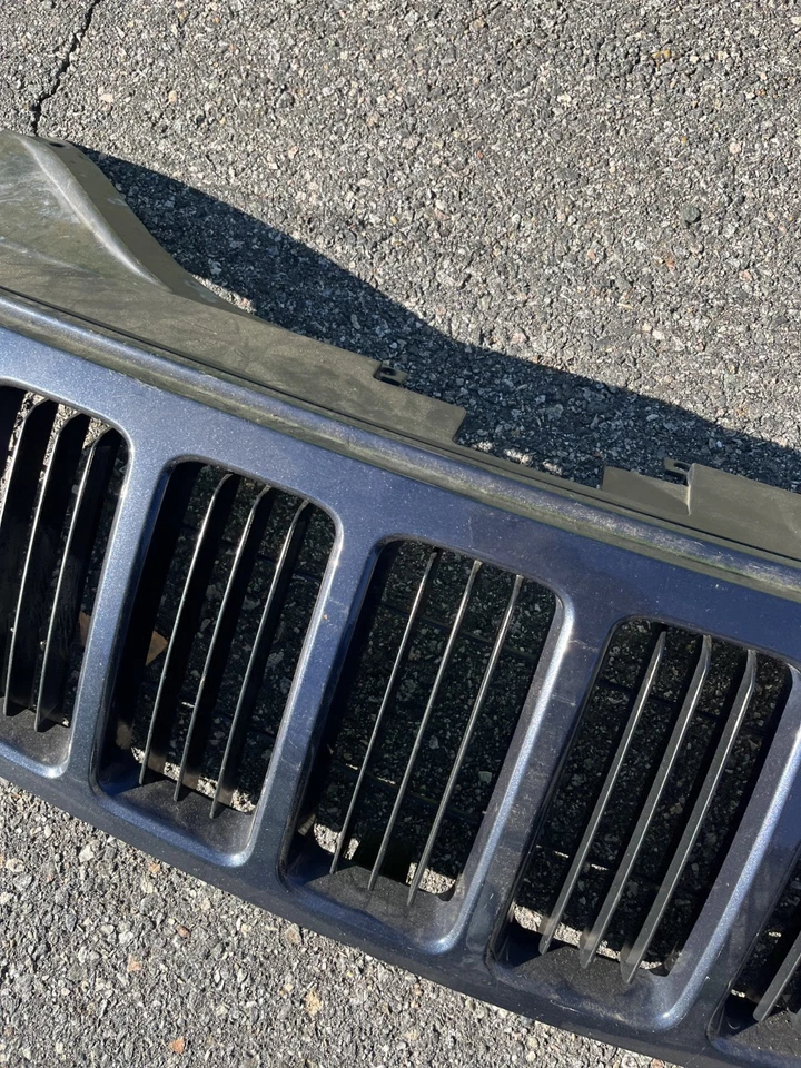 2005-2007 Jeep Grand Cherokee Painted Grill Grille - Dark Blue - Image 4 of 4