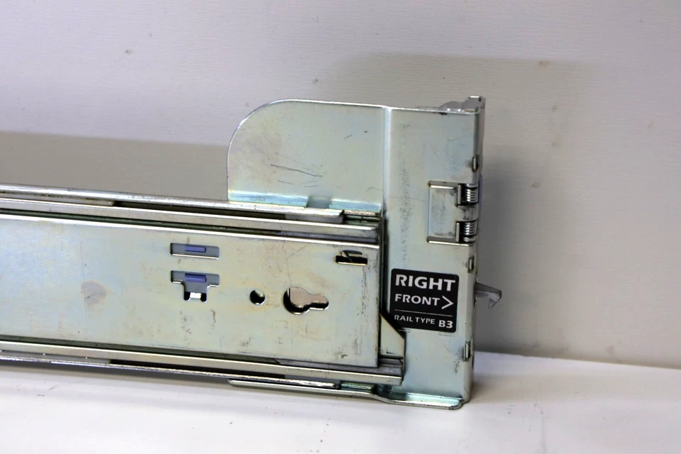 0J7H9H / 0Y8P81 Dell PowerEdge 2U B3 Left & Right B3 Server Rails R510 R515 R520 - Image 3 of 4