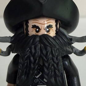 Lego Queen Anne's Revenge 4195 Pirates of the Caribbean Minifigure Blackbeard