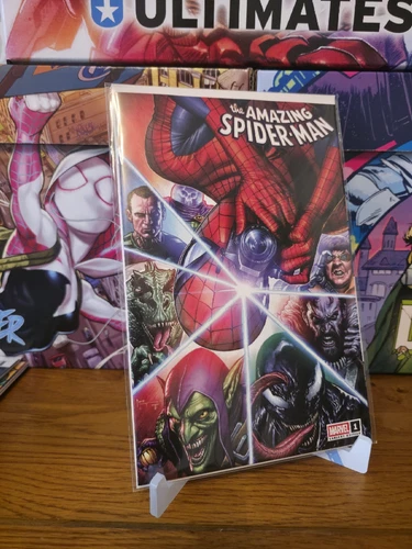 Amazing Spider-Man #1 C2E2 Trade Exclusive Mico Suayan Ltd 1000 NM/NM+