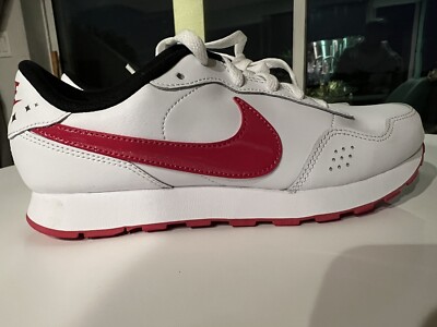 NIKE MD VALIANT SE 2 (GS) Size 6Y, MENS 6, WOMNS 7.5 | eBay