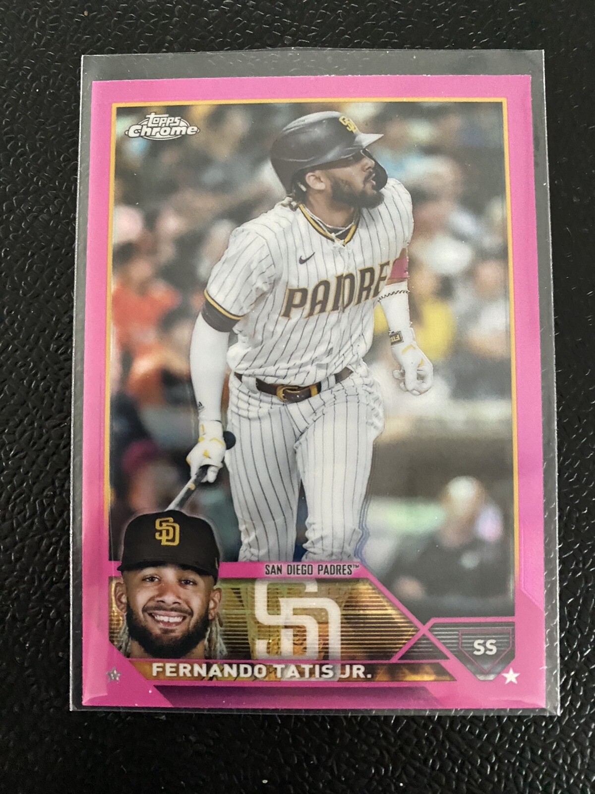 2023 Topps Chrome Fernando Tatis Jr #129 Pink Refractor San Diego Padres