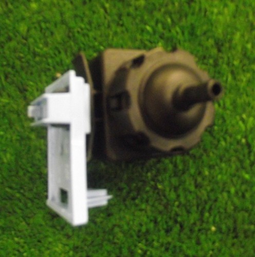 Washing Machine SWAN SW2062W    Pressure switch