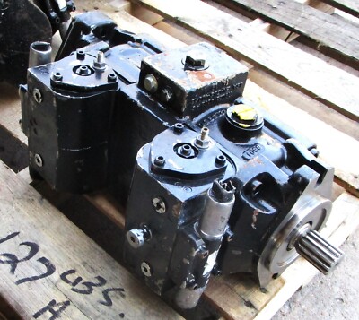 REXROTH R902275558 HYDRAULIC AXIAL PISTON VARIABLE DOUBLE PUMP S# 44366182