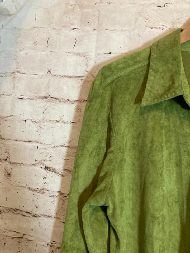 Jamaica Bay Top Womens XL Pea Green Microsuede Button Up Long Sleeve Stretch - Image 2 of 4
