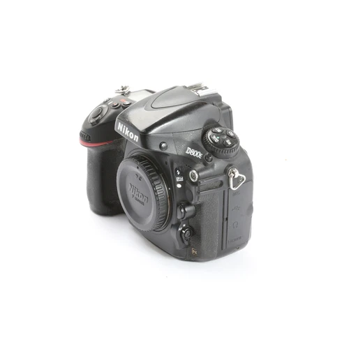 Nikon D800E + 107 Tsd. Auslösungen + Zustand C (269945) - Bild 2 von 7