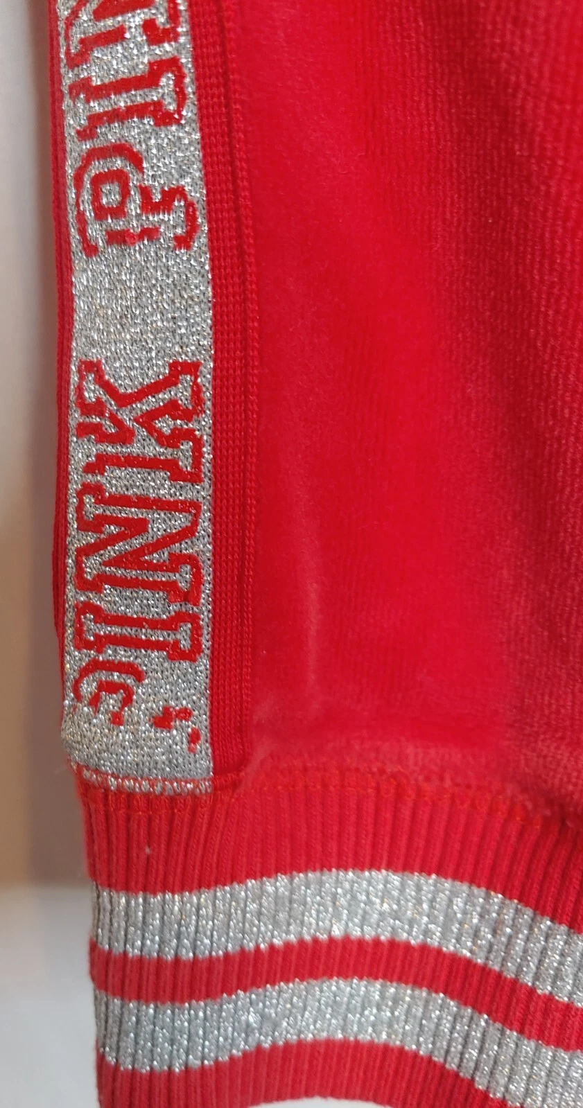 UNDERCOVER Felpa con cappuccio e zip intera Victorias Secret rosa donna rosso velluto paillettes scritta XS