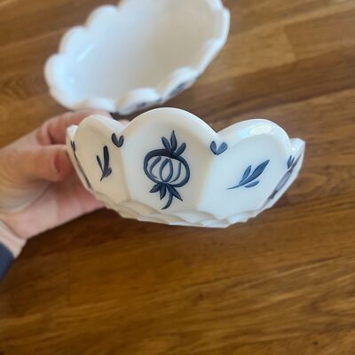 Vintage L.E. Smith Milk Glass Onion Painted Bowls (2) Scalloped Candy/Compote 