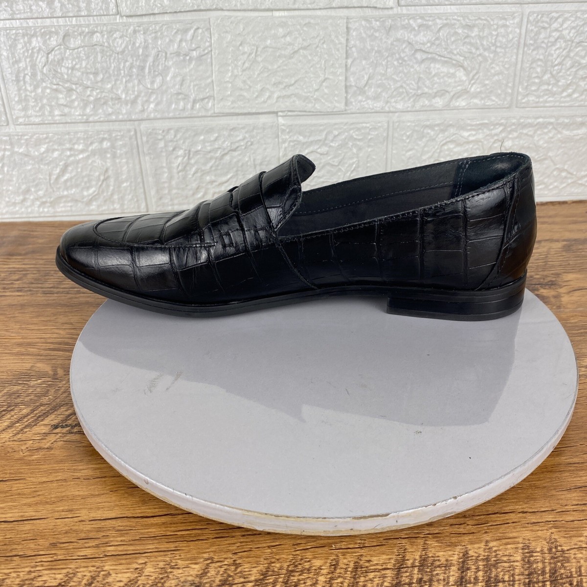 Rockport Trutech Womens Shoes Enbossed Leather Black Loafers  display picture 3