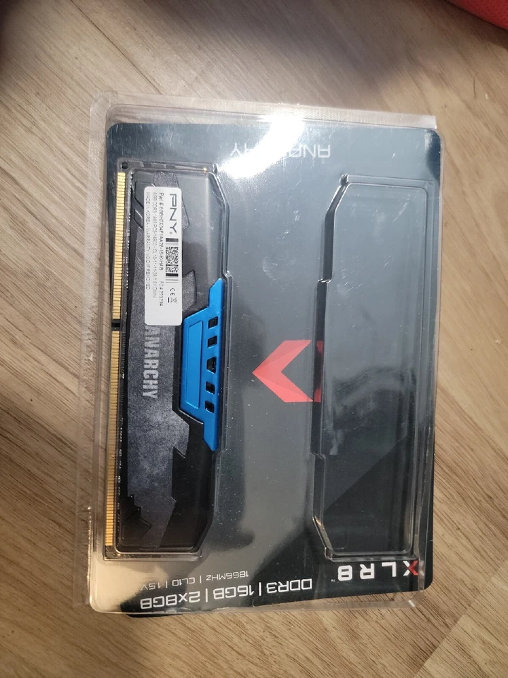 PNY ANARCHY 8GB x1 DDR3 1866MHZ CL10 8GBH2X04F1AA28-15-K-HAB DIMM GAMING RAM - Image 2 of 2