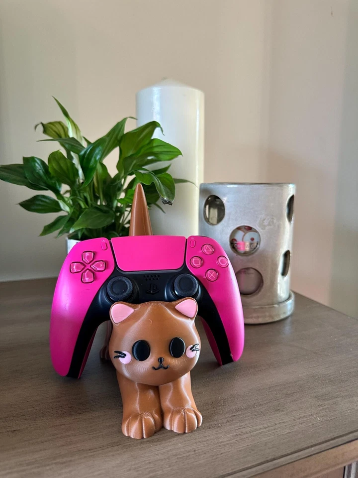 Adorable 3D Printed Cat Controller Holder PS5 XBOX SWITCH - Image 4 of 4