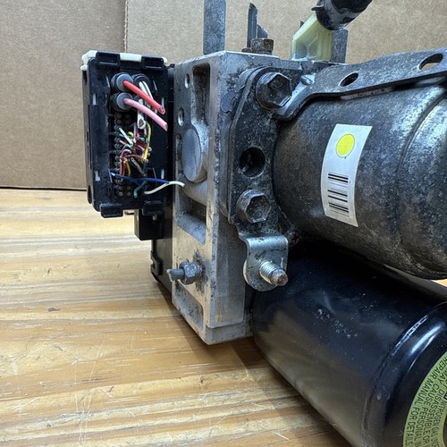2004-2009 TOYOTA PRIUS ABS ANTI LOCK BRAKE PUMP ACTUATOR OEM 44510-47050 - Picture 8 of 9