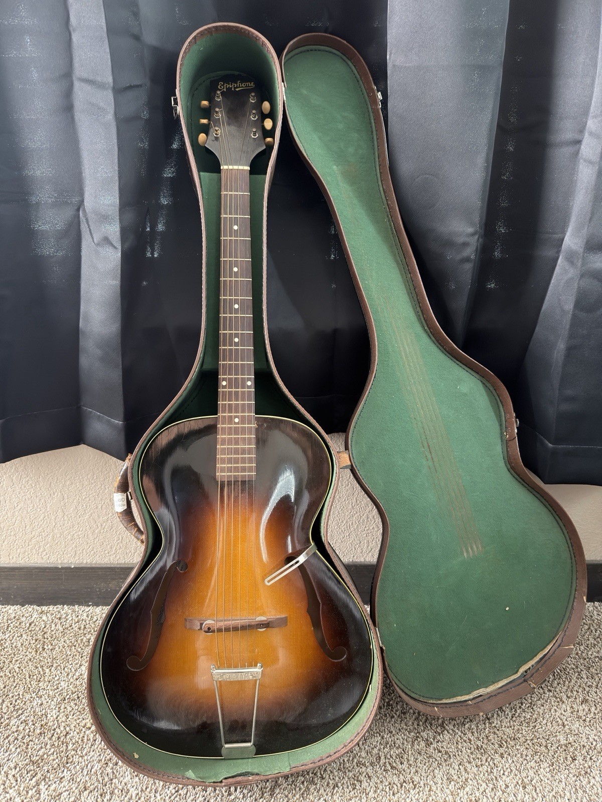 Epiphone Byron 62860 Sunburst Guitar 1950 with Original Case Vintage RARE - Read