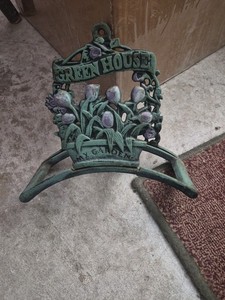 Vintage Cast Iron Greenhouse My Garden Hose Butler Holder Wall Mount Green