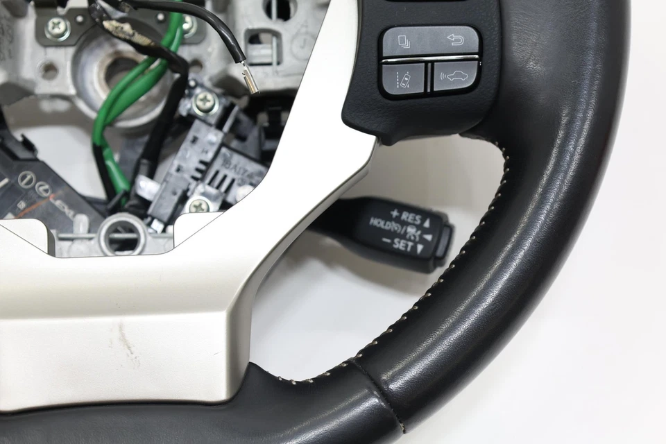 Volante Lexus NX300 2018-2021 45100-53481-C0 84250-78130 Foto 4 de 4