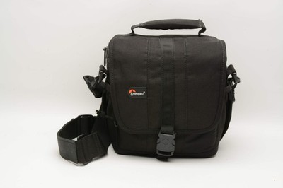 Lowepro Adventura 140 camera case shoulder bag, very clean, Great!