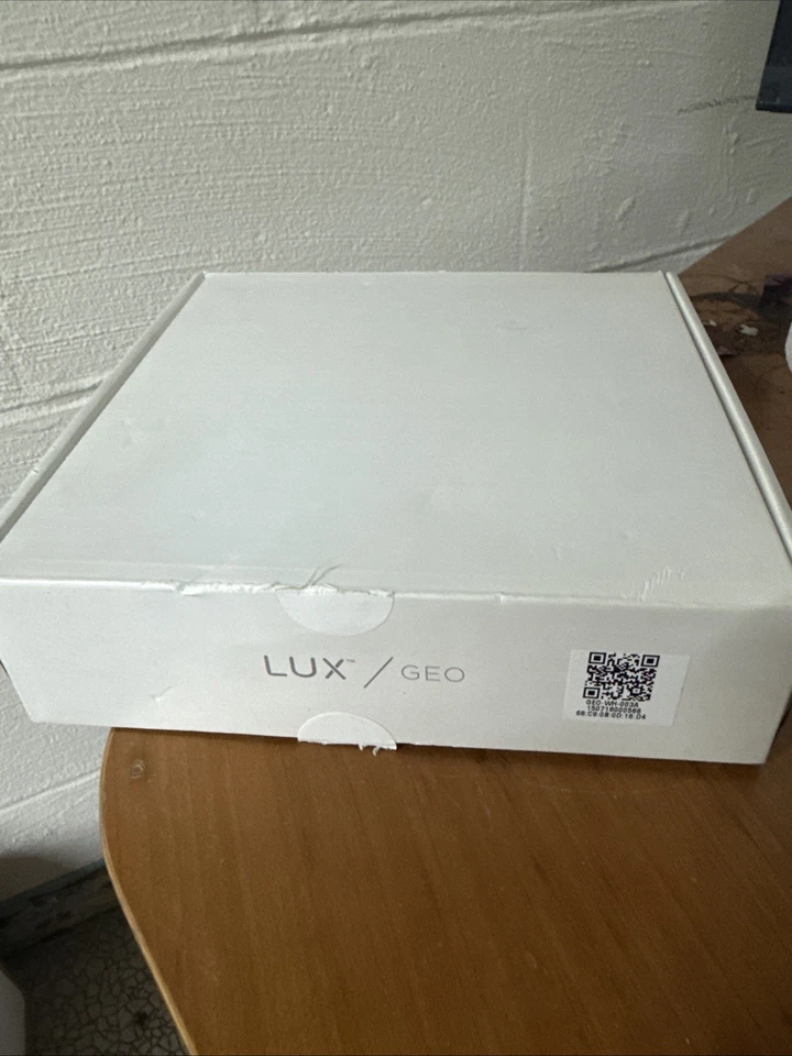 Lux GEO-WH Wi-Fi Thermostat White - Image 3 of 3