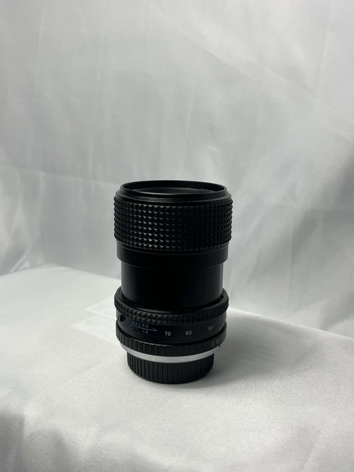 Auto Chinon Zoom MC Macro 35-70mm f/3.5-4.5 Camera Lens, Fits Pentax K Mount - Image 2 of 4