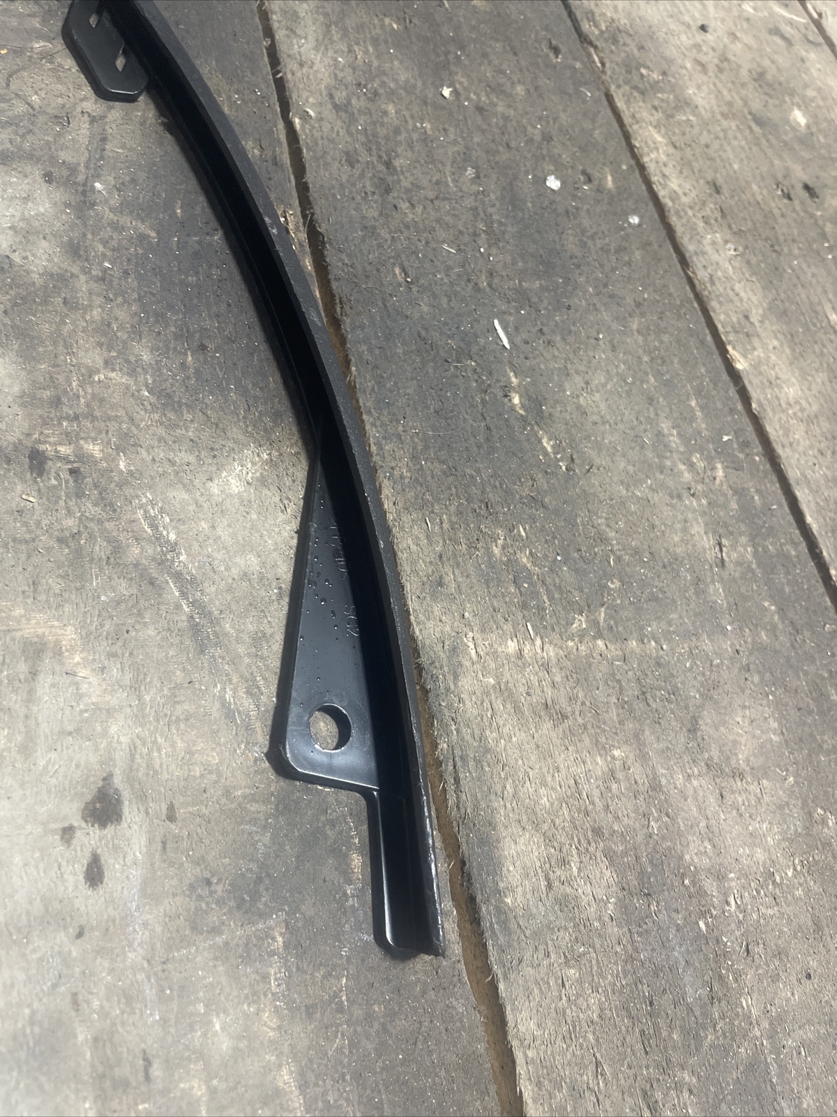 Kia Niro 2021-2023 Front Passenger Side Left Bumper Bracket 86591  