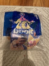 McDonald's 2001 Toys R US Animal Alley Toy Plush - DARBY the Dog 1 Sealed