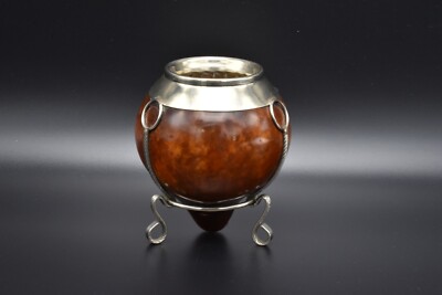 Soth American Mate Kürbisbecher mit Metallhalterungen und Ständer