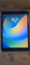 Apple iPad 8. Gen 32GB, Wi-Fi, 10,2 Zoll - Space Grau