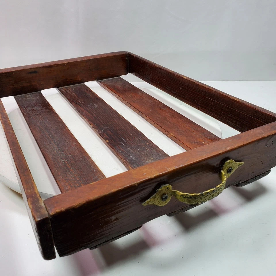 Bandeja de servir de granja vintage 18x12x2,5 pulgadas listones de madera con asas de metal Foto 4 de 4