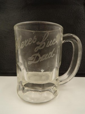 1930/40's Crown Crystal mug souvenired ''Here's luck Dad''                     I18