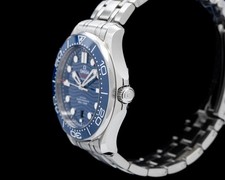 Omega 210.30.42.20.03.001 Seamaster Diver 300M 42MM SS Blue Dial 4