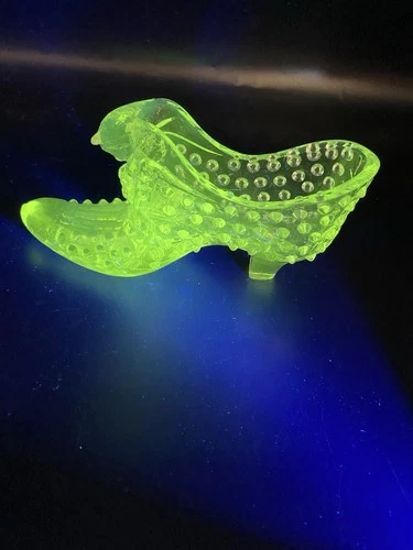 Vintage Fenton Art Glass Hobnail Opalescent Glass Cat head Slipper Shoe Uranium