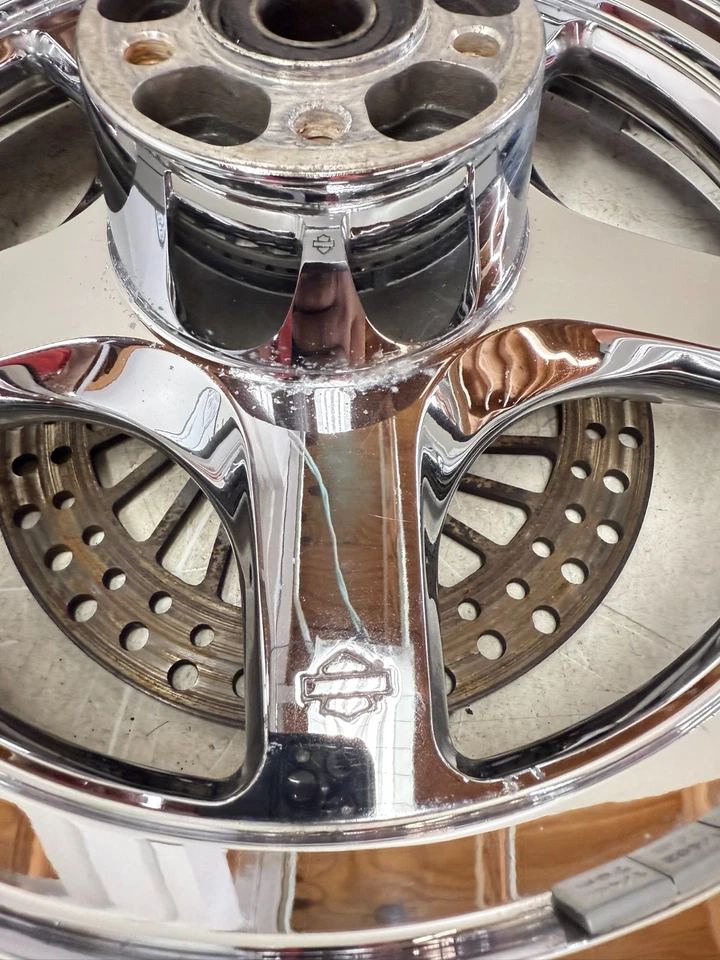 2005 HARLEY SPORTSTER Chrome Thunderstar Rear Wheel Rim Tire 5 Spoke 16x3 - Image 3 of 4