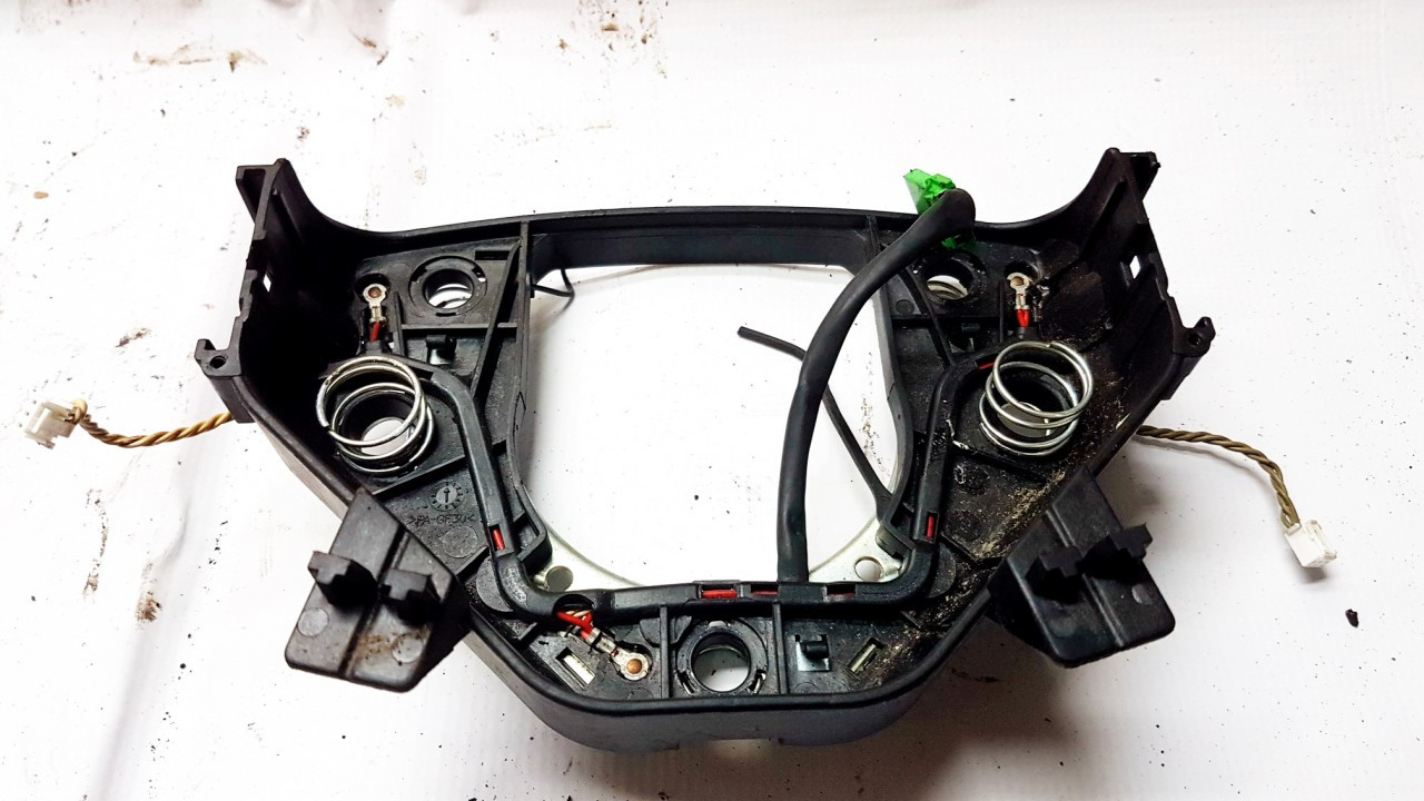 Volvo XC90 DE981525-90 Spare Part 30686843