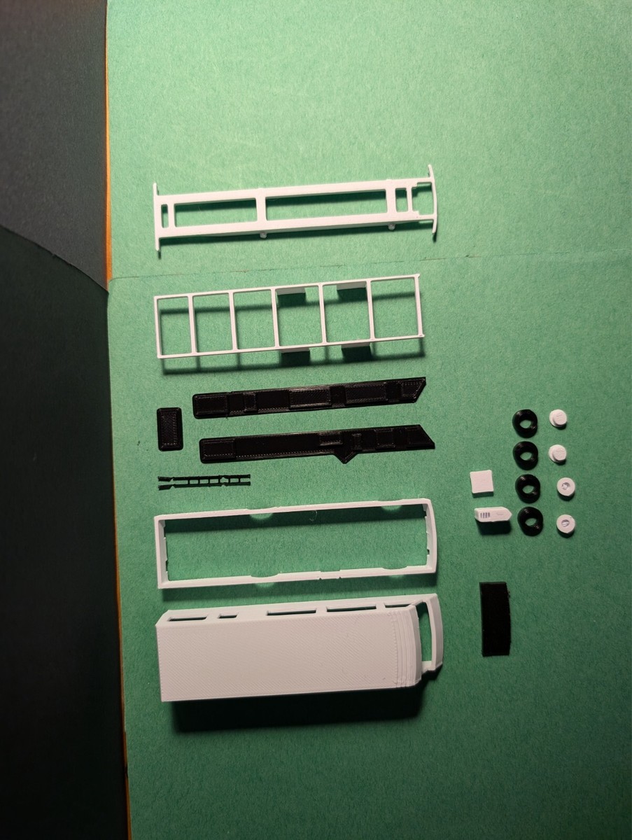 HO 1:87 scale Breaking Bad RV 1986 Fleetwood Bounder OO scale | eBay