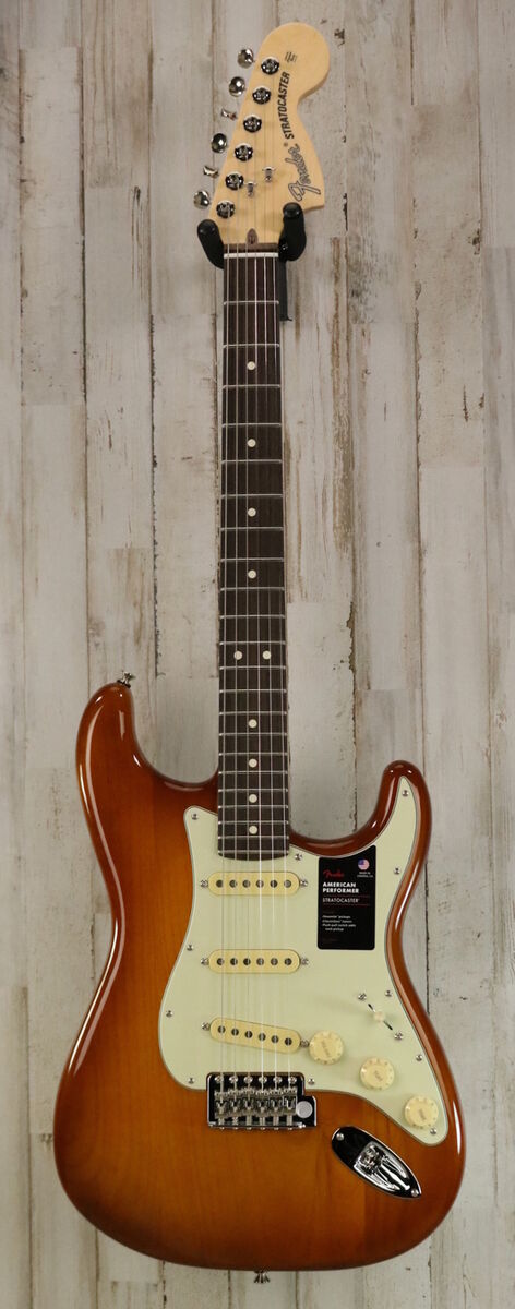 NEW Fender American Performer Stratocaster - Honey Burst NEW Fender American Performer Stratocaster - Honey Burst