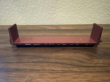 Roundhouse HO Scale BNSF 60’ Bulkhead Flat Car